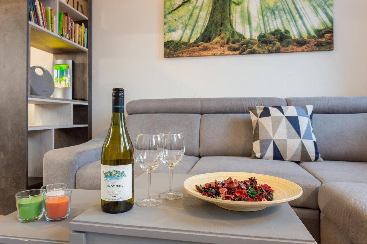 Harfa Apartments Prague Ngoại thất bức ảnh